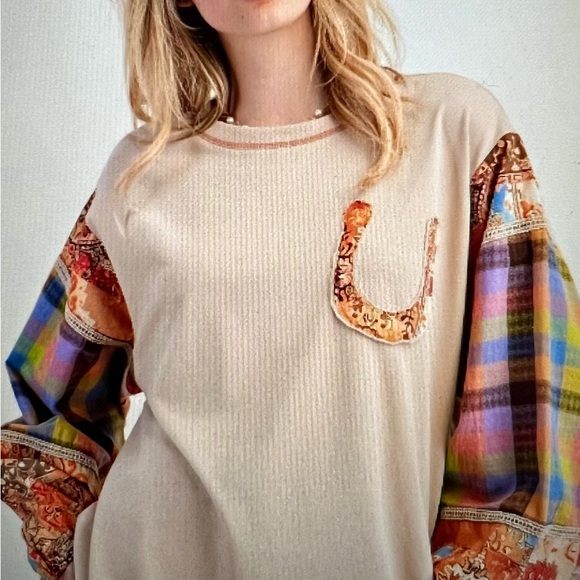 Easel Cream and Multicolor Patchwork Tunic - Picture 5 of 7
